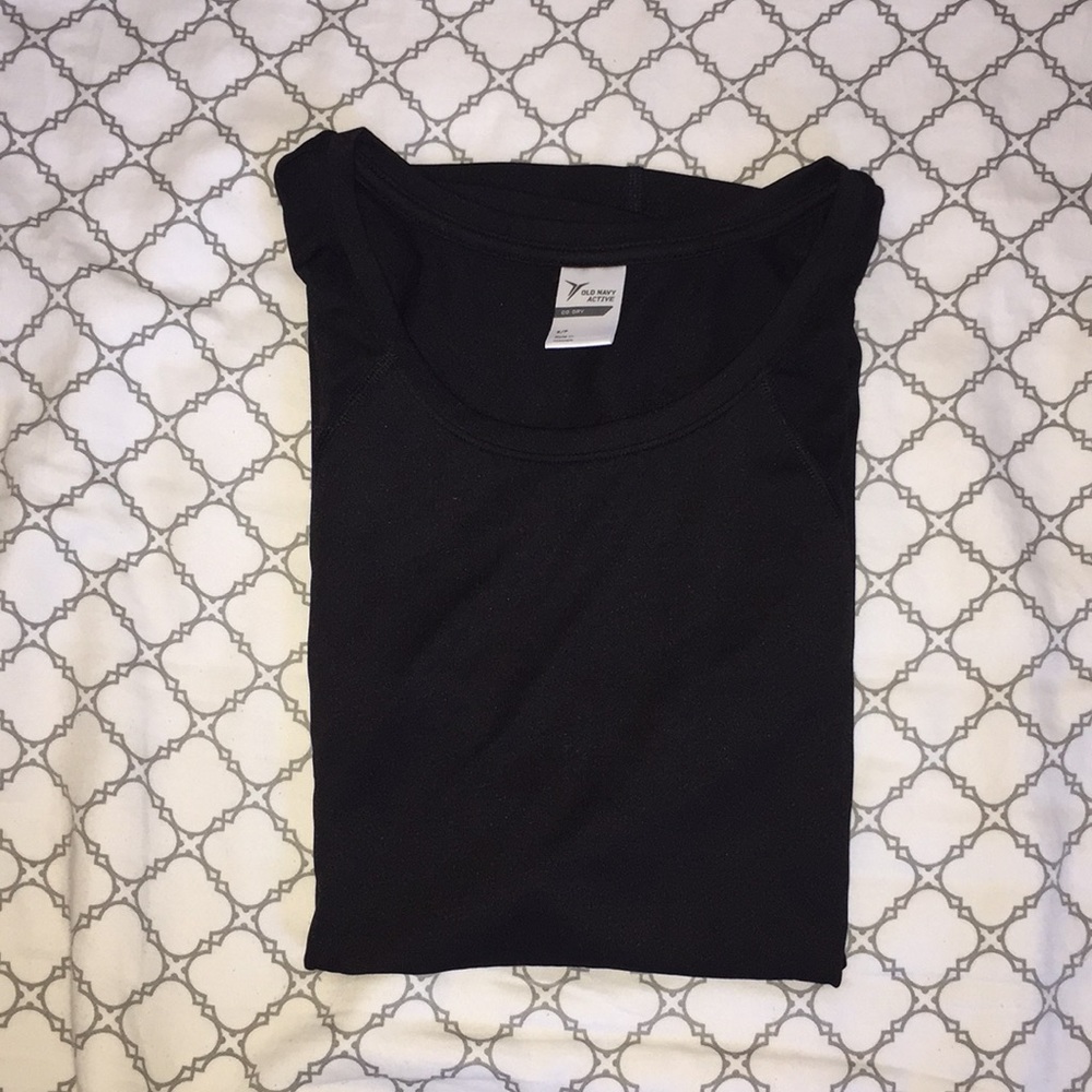 Black workout top